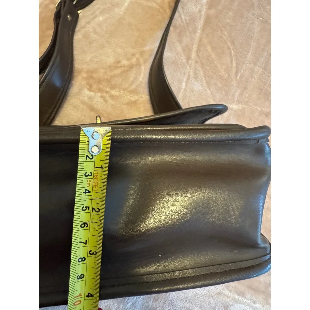 Vintage Coach Brown Leather Messenger Crossbody Bag
